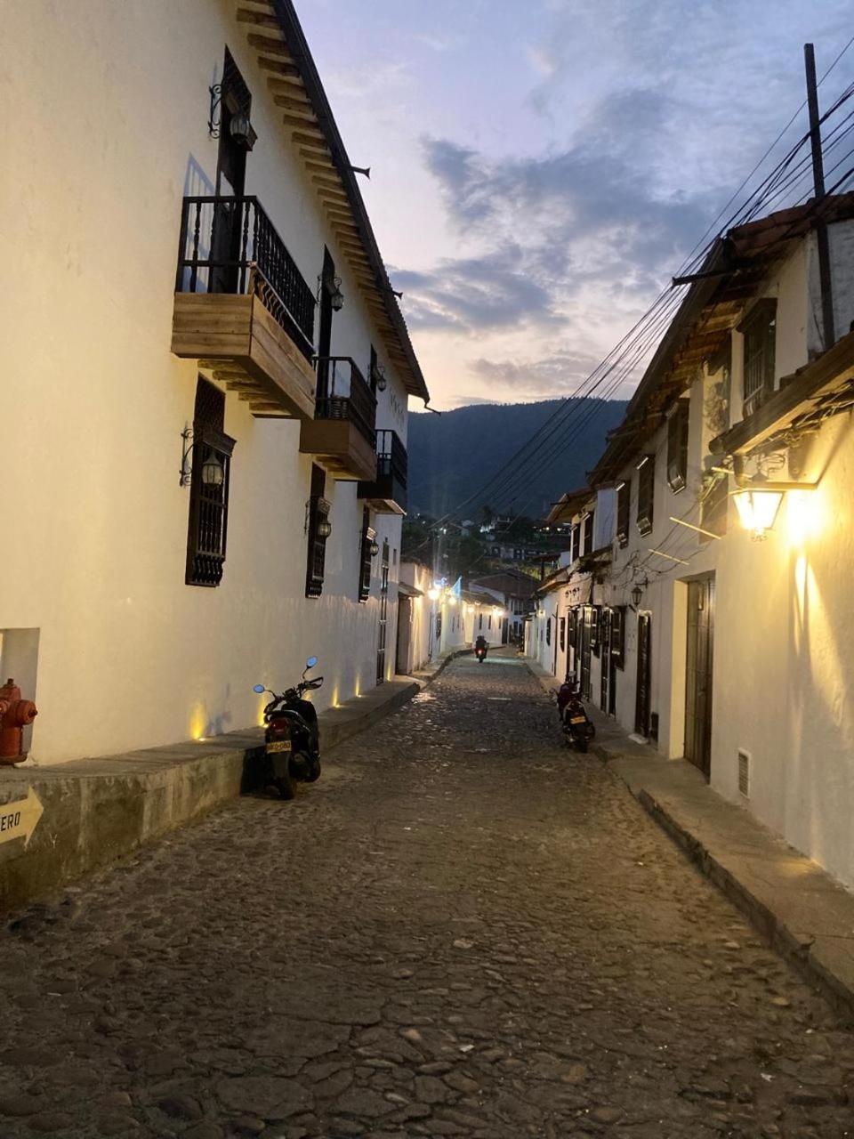 Hostal Colonial De Santander Girón Eksteriør billede